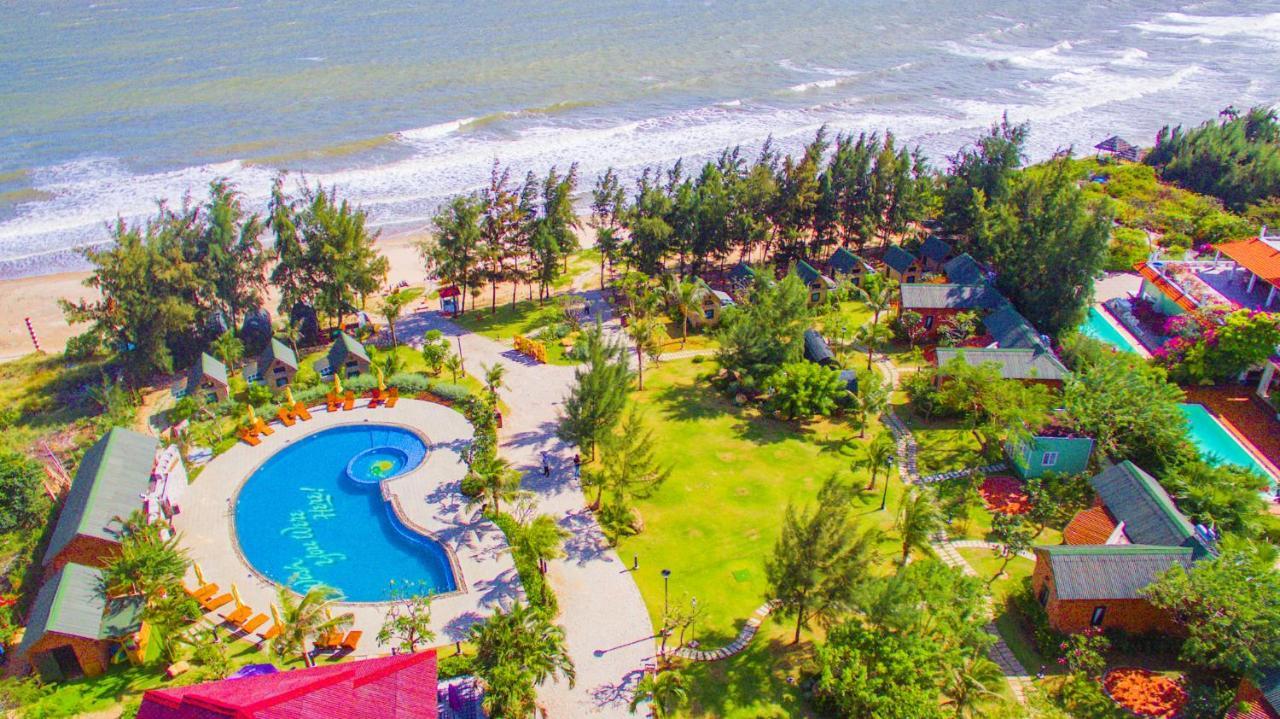 Long Hai Channel Beach Resort Exteriör bild