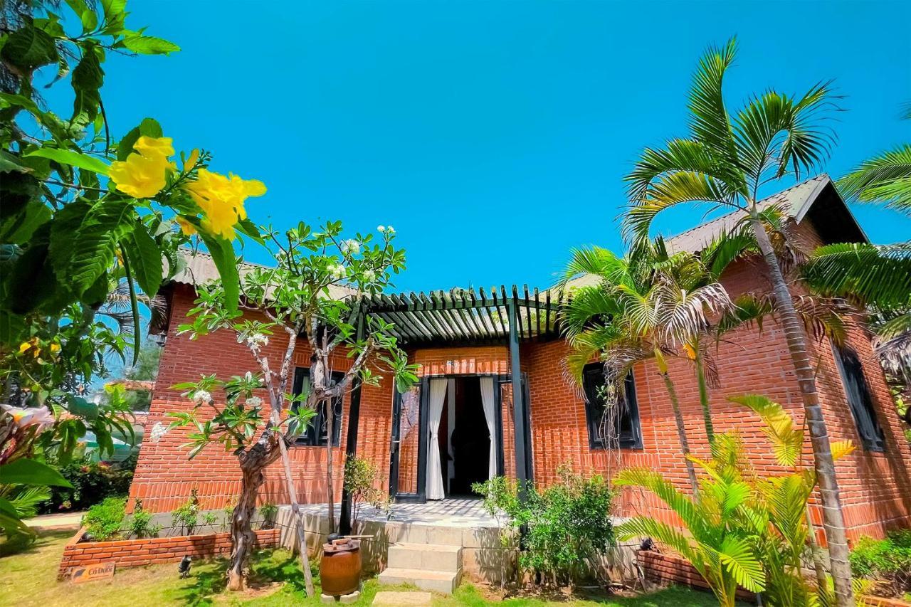 Long Hai Channel Beach Resort Exteriör bild