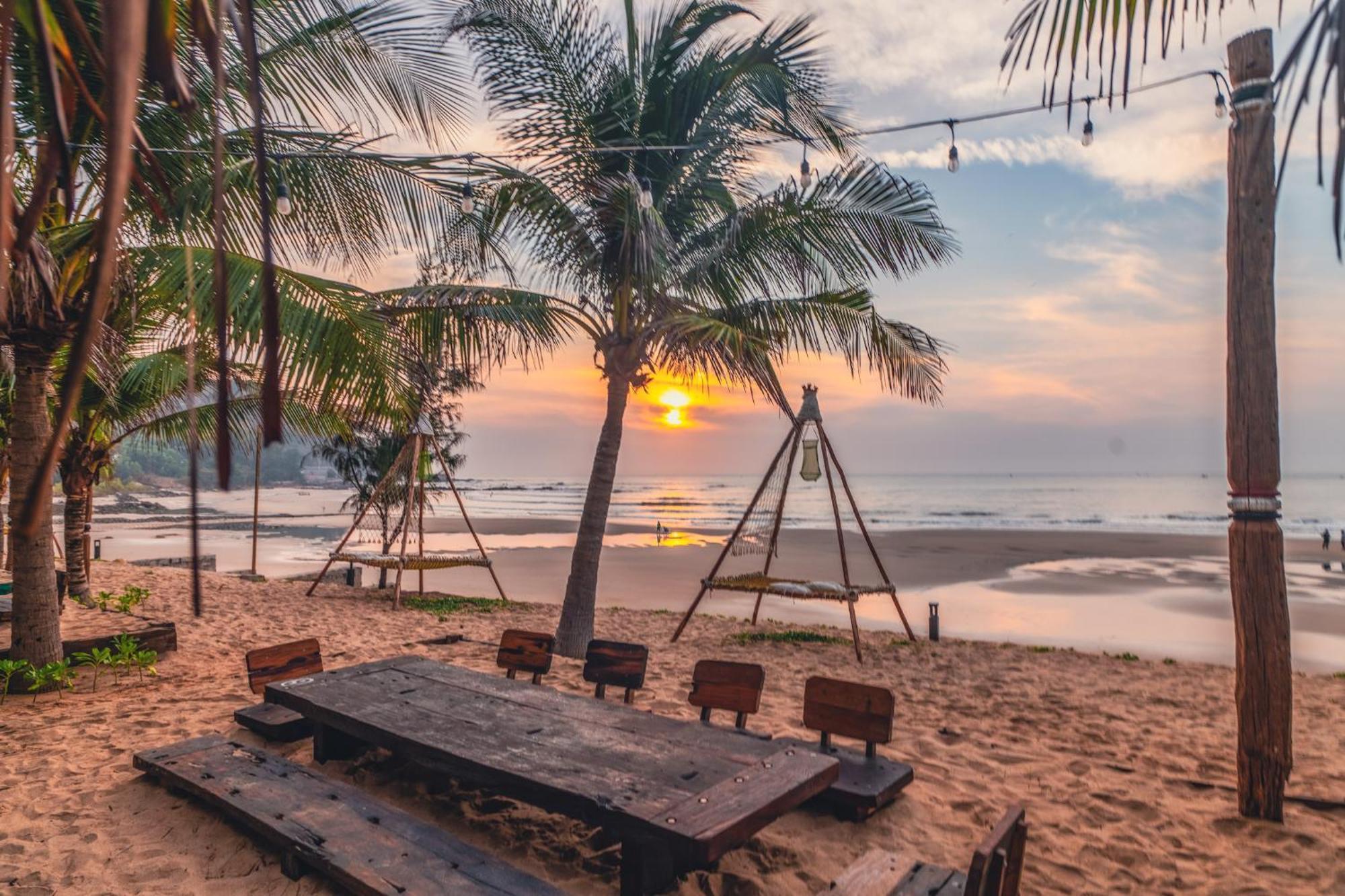 Long Hai Channel Beach Resort Exteriör bild