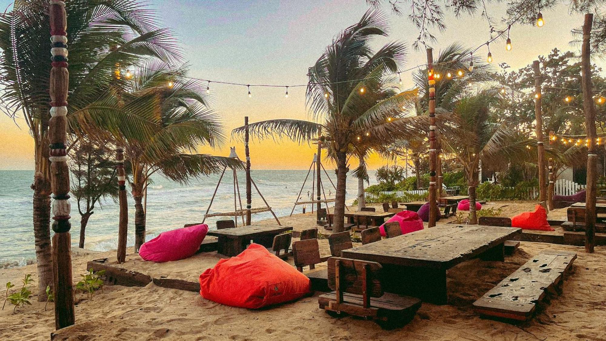 Long Hai Channel Beach Resort Exteriör bild