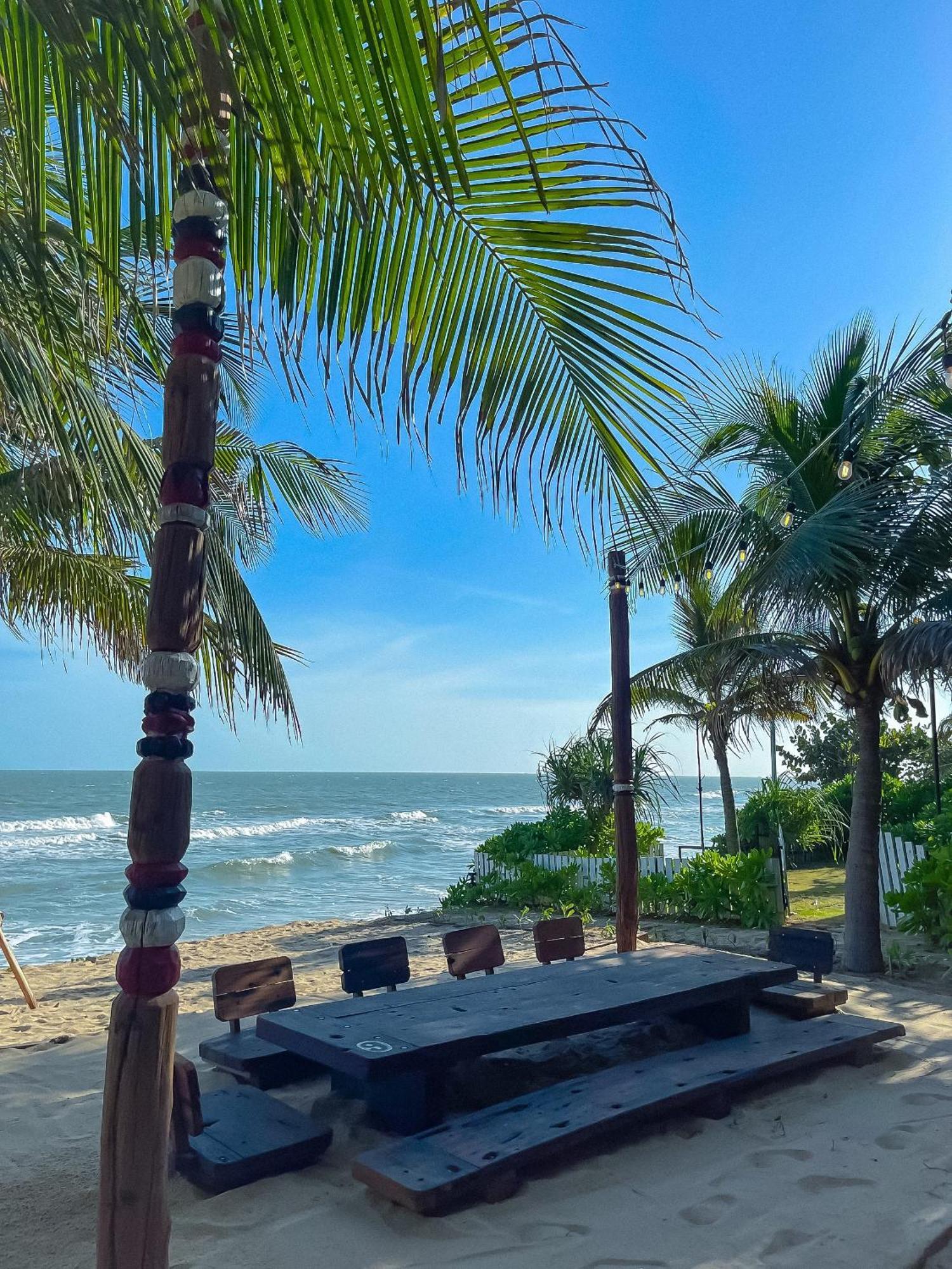 Long Hai Channel Beach Resort Exteriör bild